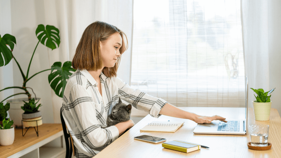 woman working from her home