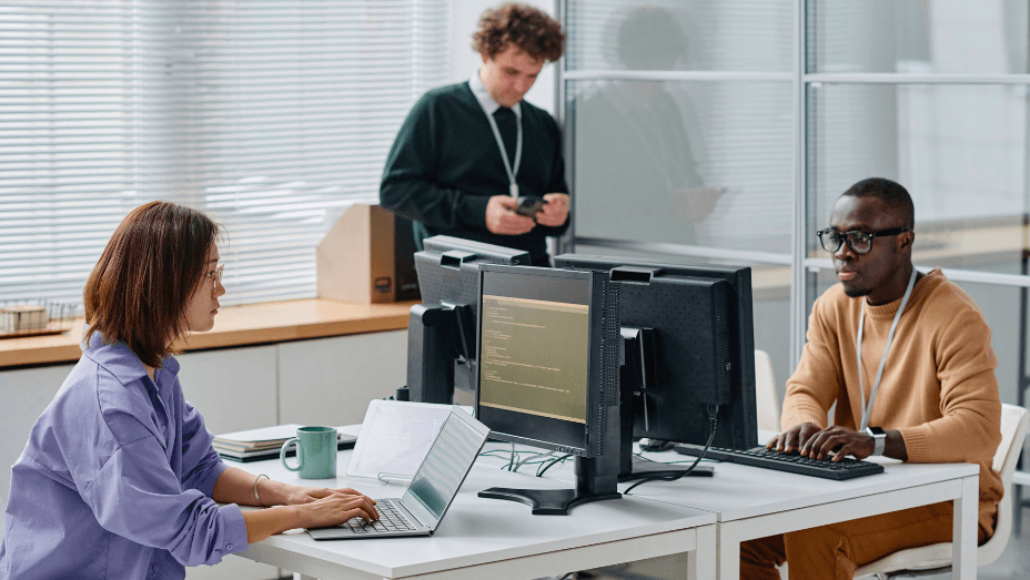 group-of-developers-working-in-it-office