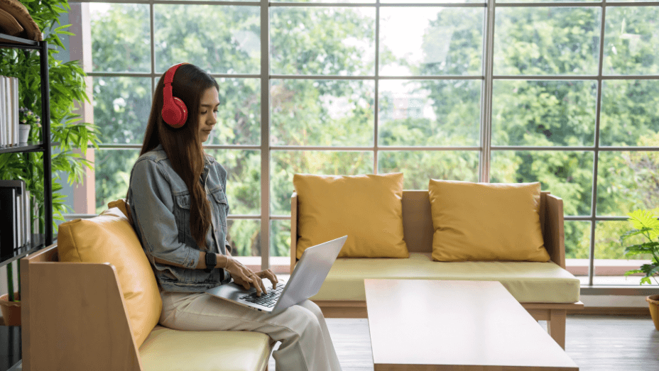 woman working on laptop