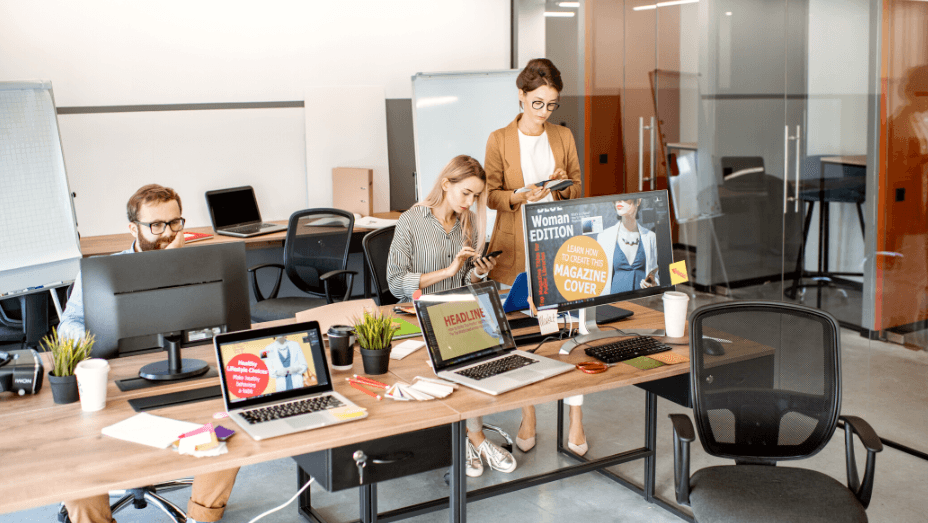 employees working in the office