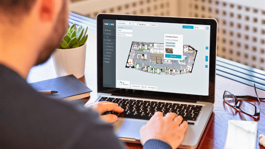 workplace manager is using office map to improve process efficiency and automate repetitive tasks