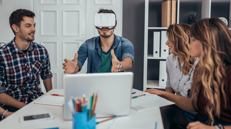 virtual reality in the office-1