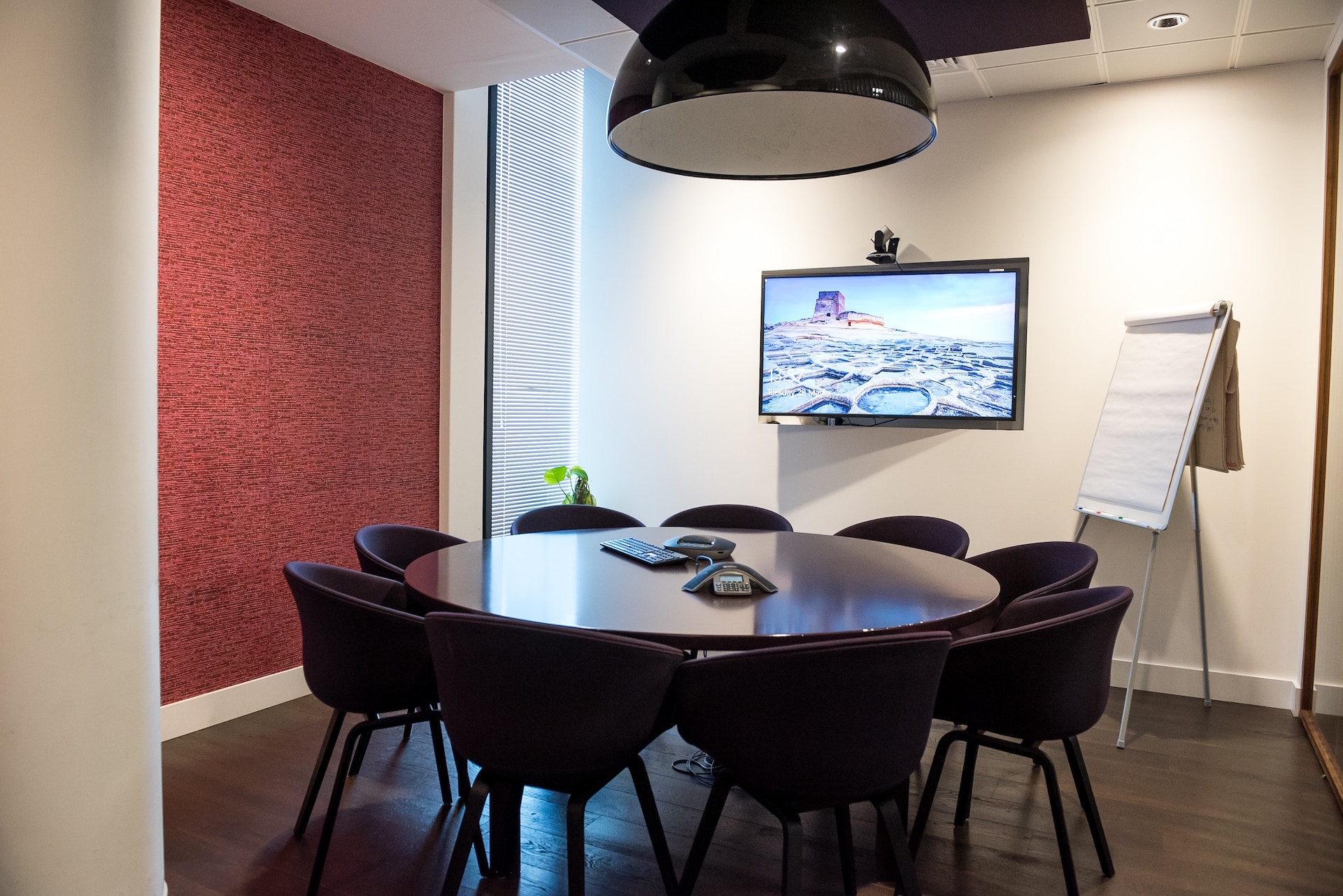 Shaping our future - conference rooms and meeting room booking