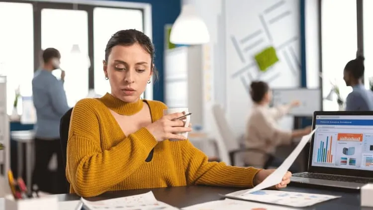 hybrid workplace model adoption statistics