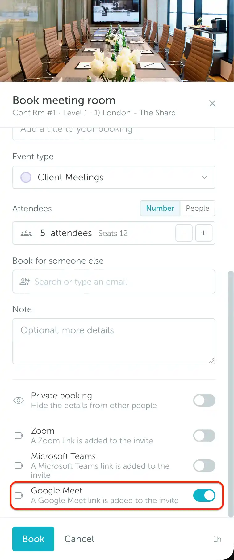 Booking form with the Google Meet switch enabled